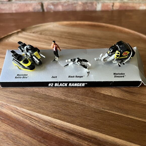 1994 Micro Machines Mighty Morphin Power Rangers Set #2 BLACK RANGER Galoob - Picture 2 of 16